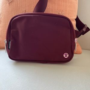 Lululemon belt bag